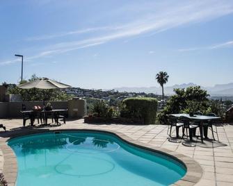 Hilltop Guesthouse - Cape Town - Bể bơi