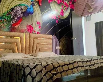 Ms Grand Hotel - Bhiwāni - Bedroom