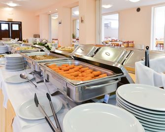 Hotel Porto - Ζαντάρ - Μπουφές