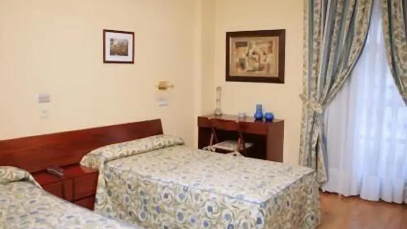 هوتل إيزابيل