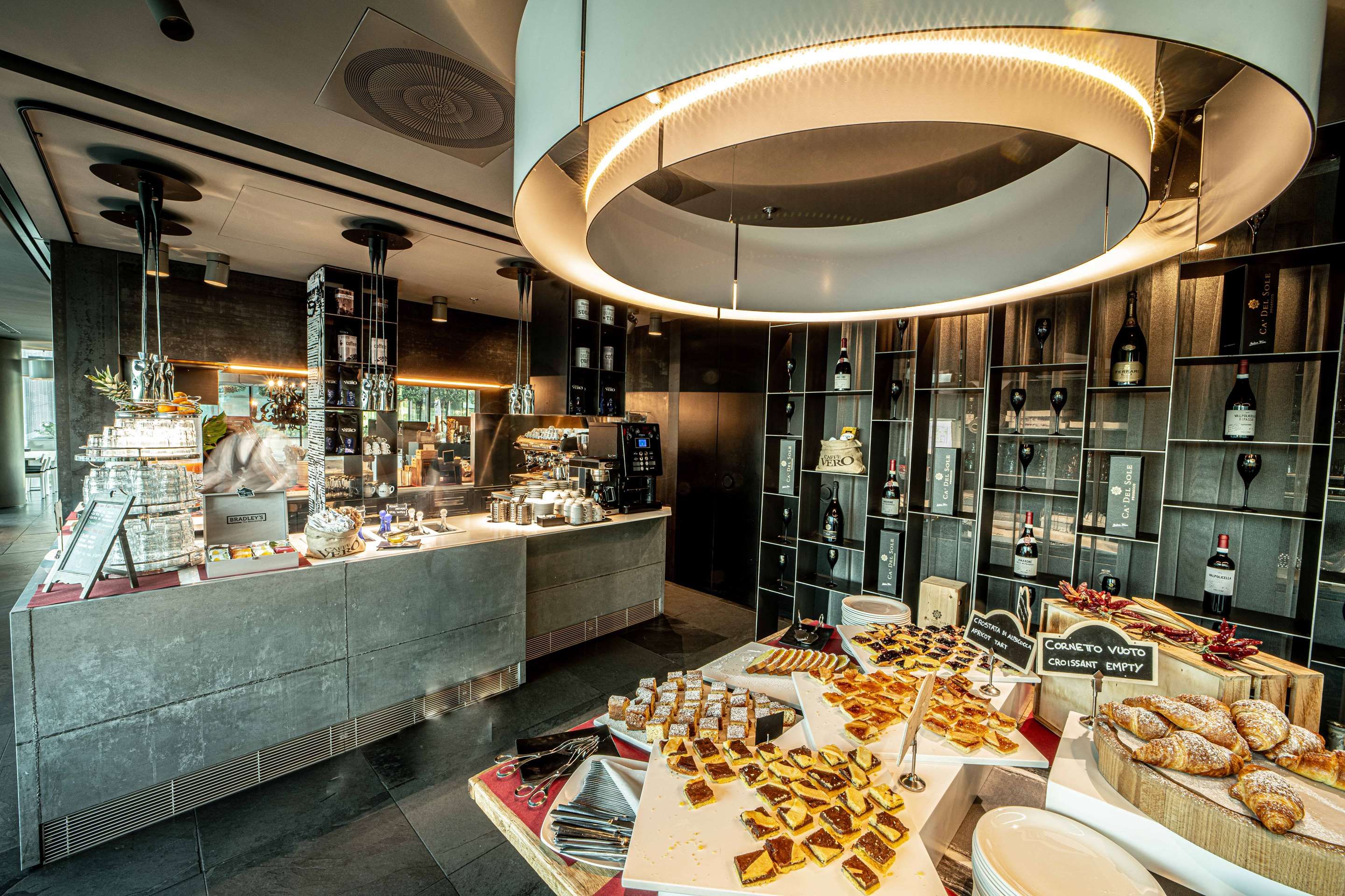 Best Western Plus Net Tower Hotel Padova - Padua - Buffet