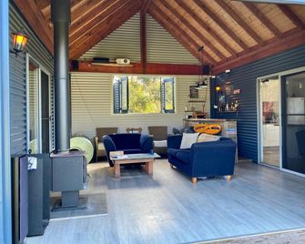 Brett's Rest Nel - Kingscote