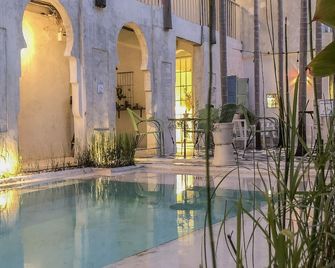 De Lit - Ubon Ratchathani - Zwembad