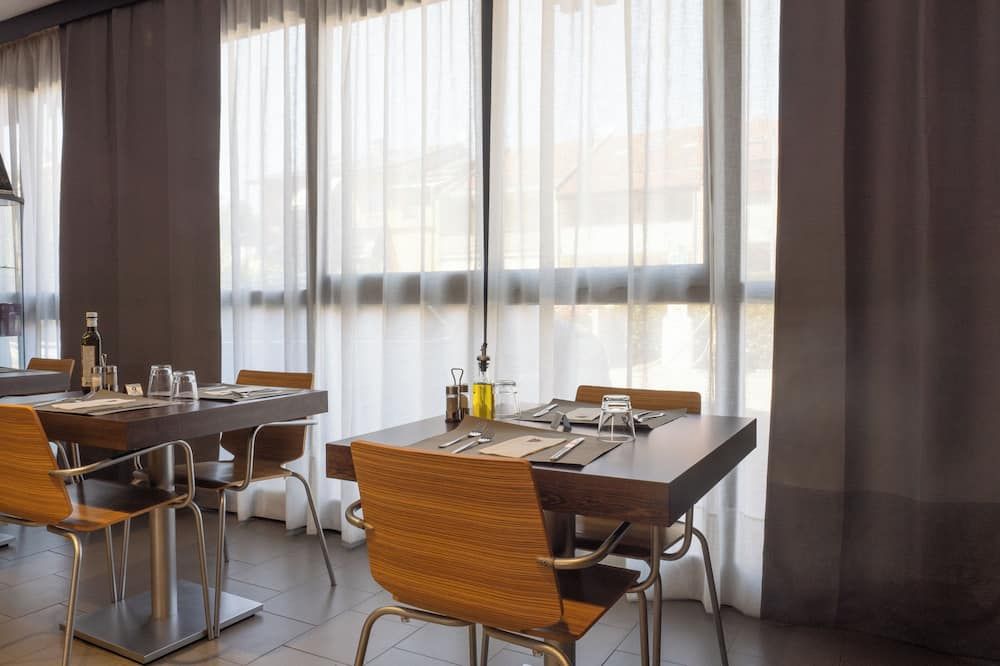 Ilga Hotel