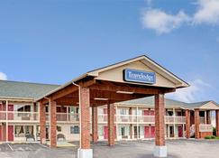 Travelodge by Wyndham Sellersburg - Sellersburg - Gebouw