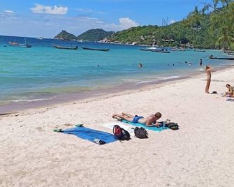 Seashell Resort Hostel Koh Tao - Ko Tao - Beach