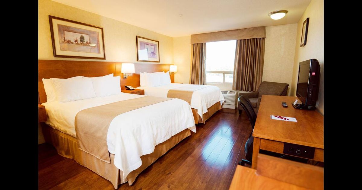 Rosslyn Inn and Suites in Edmonton, Canada from 67 Deals, Reviews
