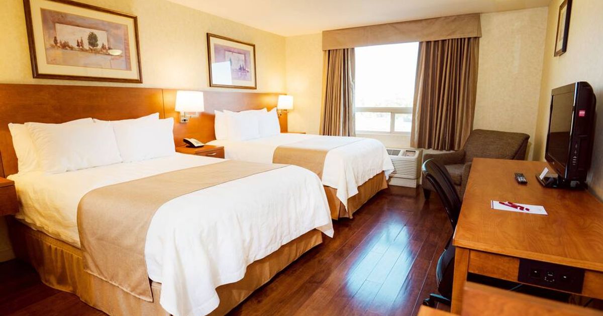 Rosslyn Inn and Suites £50. Edmonton Hotel Deals & Reviews KAYAK