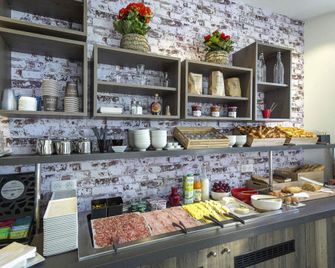 ibis Lyon Sud Vienne Saint-Louis - Vienne - Buffet