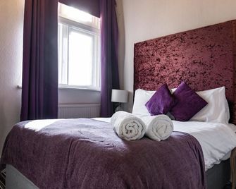 OYO Gran Canaria Hotel - Folkestone - Schlafzimmer