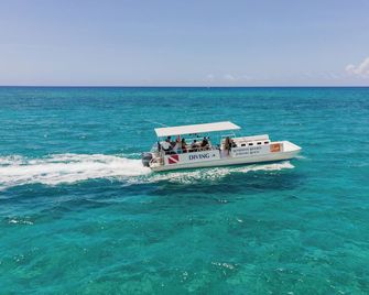 Viva Wyndham Fortuna Beach Resort - Freeport