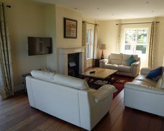 Stunning Beachfront Cottage Ballybunion - Ballybunion - Living room