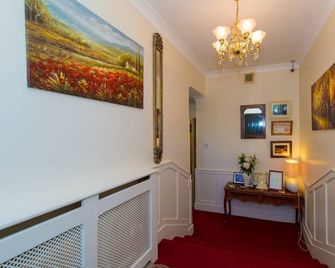 Aisleigh Guest House - Leitrim - Hallway