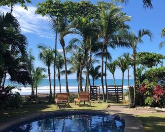 Ola Bonita Beachfront Apart Hotel - Playa Hermosa - Pool