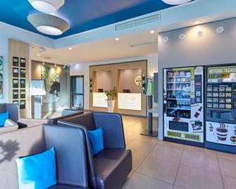 B&B Hotel Dortmund-City - דורטמונד - לובי