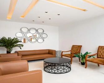 Golden Lake Marina Hotel - El Alamein - Salónek