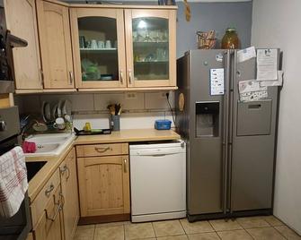 Spacious House 10 Minutes From Roissy Charles De Gaule Airportbrbrbr - Louvres - Cuisine