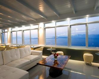 Blu Rooms - Akrotiri - Lounge