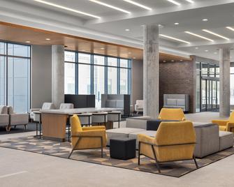 Holiday Inn Express Aéroport Montréal - St-Laurent - Montreal - Lounge