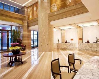 Howard Johnson by Wyndham Shipu Plaza Ningbo - נינגבו - לובי