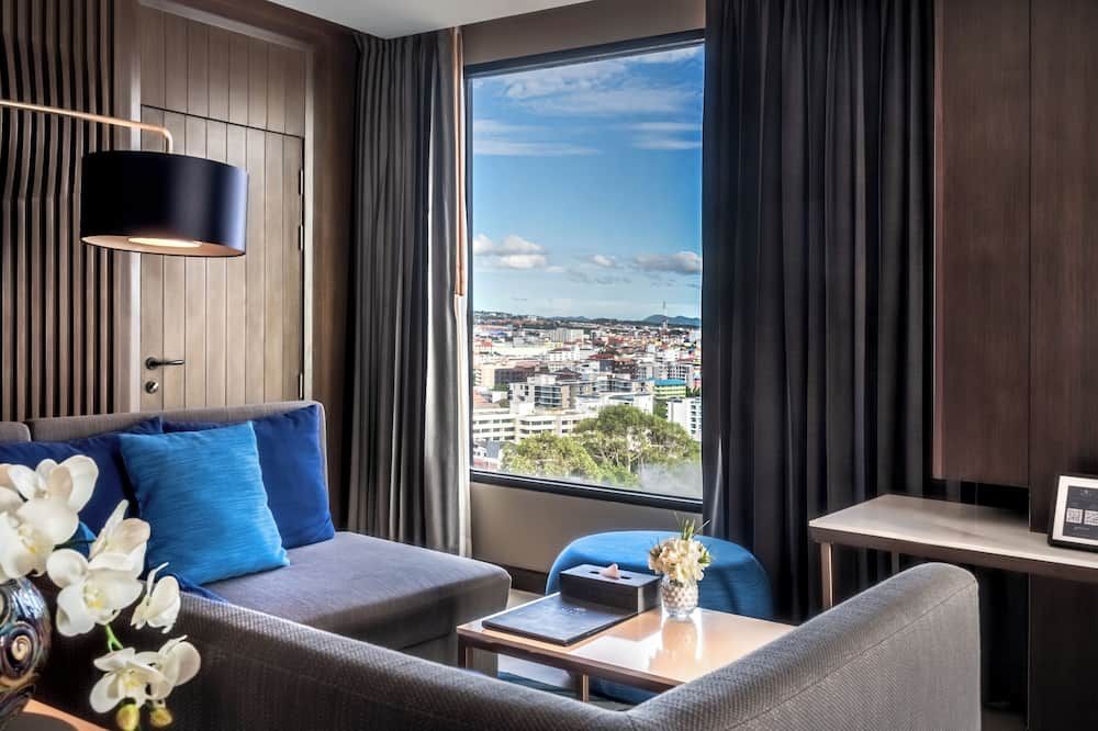 ميت هوتل باتايا - باتايا - غرفة معيشة