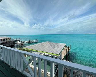 Seashore Sleeps Book Your Winter Getaway Now! - Staniel Cay - Balcon