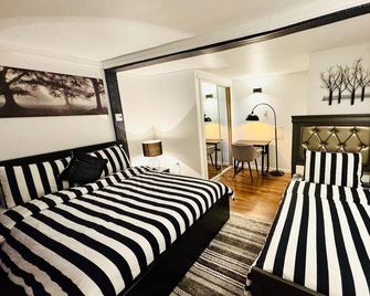 Linda inn - Entire Unit- Sleep 3- Sherbrooke - 舍布魯克