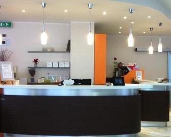 Hotel Ristorante Sbranetta - Rozzano - Reception