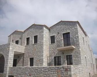 Koukouri Suites - Areopoli - Edificio