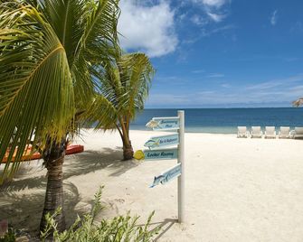 Turquoise Bay Dive & Beach Resort - Coxen Hole - Playa