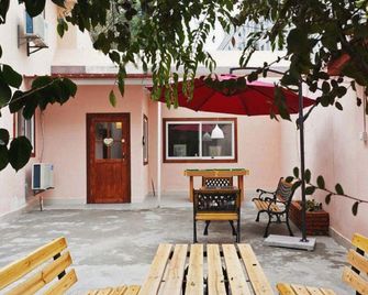 Huxiangyi Internationa Youth Hostel Changsha Yuelushan - צ'נגשה - פטיו