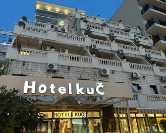 Hotel Kuc - Светі-Стефан - Будівля