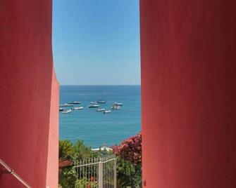 Hotel Terme Casa Rosa - Serrara Fontana - Balkon