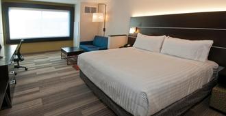 Holiday Inn Express & Suites Johnstown - Johnstown - Habitación
