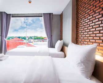 B2 Mukdahan Boutique & Budget Hotel - Mukdahan - Bedroom