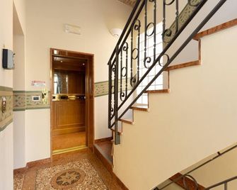 Villa Bottrigari BolognaRooms Attic with Terrace - Bologna - Stairs