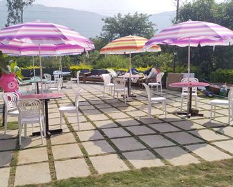 The Wai Hills - Mtdc Approved - Wai - Patio
