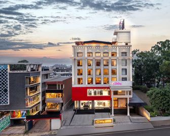 Sterling Gk Exotica Dehradun - Dehradun - Bygning