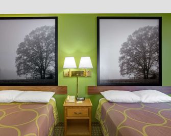 Super 8 by Wyndham Radford VA - Radford - Schlafzimmer