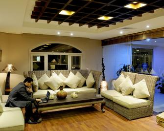 Spice Hotel - Salmiya - Living room
