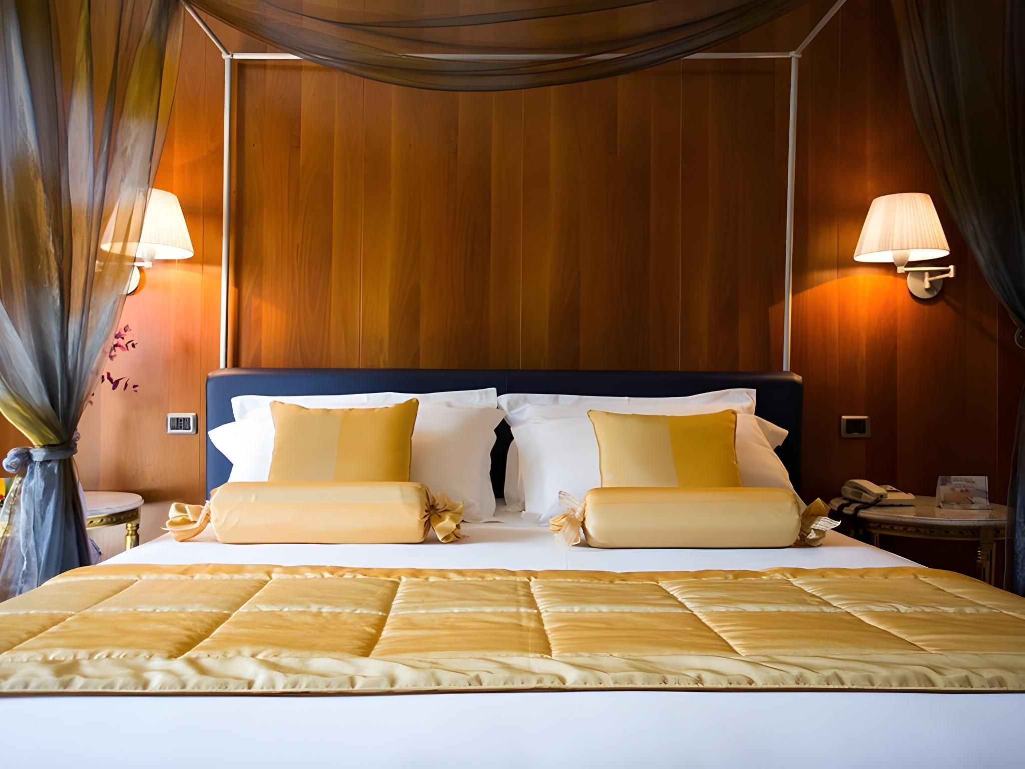 Diplomat Hotel & Spa