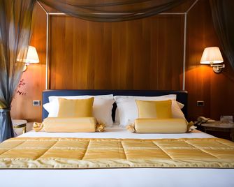 Diplomat Hotel & Spa - טיראנה - חדר שינה