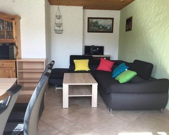 Haus Ruhland - Tiefenbach (Cham) - Sala de estar