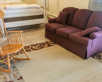 Peaceful 1-bed studio cottage in Gering perfect for relaxing stay - Gering - Wohnzimmer