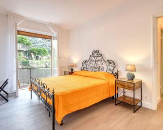 1 Bedroom Nice Apartment In Recco - Recco - Camera da letto