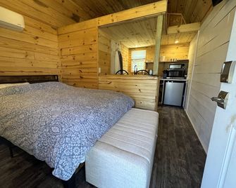 Cozy Tiny Cabin with Rustic Charm near Mineral Wells, Texas - Mineral Wells