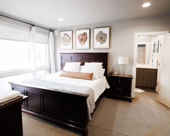 Prime Lohi Location, Hot Tub, Private Roof Deck, Walkability - Denver - Habitación