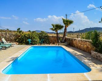 Welcoming Chalet In Abanilla: Private Po - Abanilla - Pool