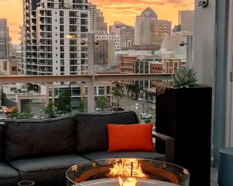 فندق إنديغو سان دييغو- غاسلامب كوارتر - سان دييغو - مبنى