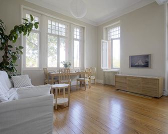 Appartement Magnolia 4 étoiles avec parking - Welkeys - Biarritz - Huiskamer